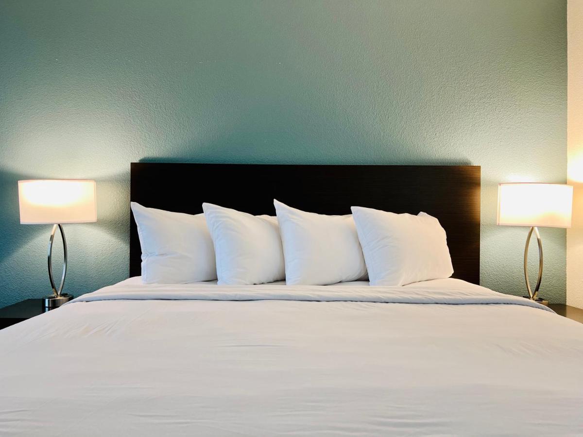 Sleep Inn & Suites ウィスコンシン デルズ エクステリア 写真